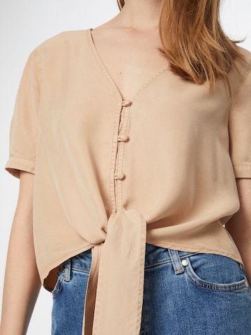 VILA Blouse 'Mira' in Beige