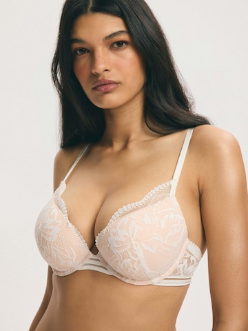 Push-up Reggiseno di ESOTIQ in beige: frontale
