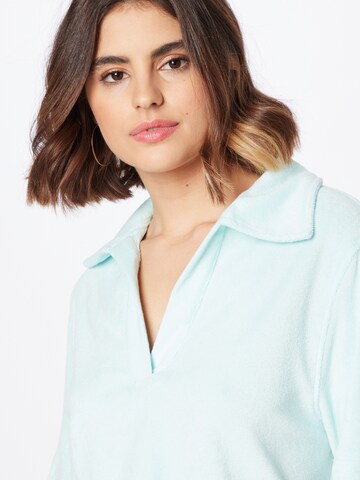 Gina Tricot Shirt 'Everly' in Blauw