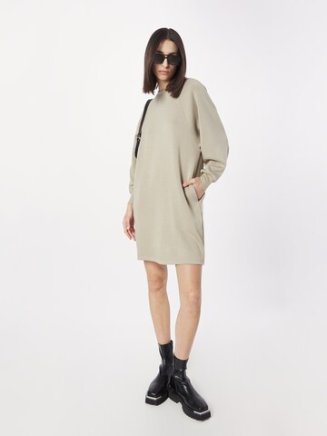 Robe 'Bianna' MSCH COPENHAGEN en gris