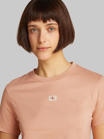 Calvin Klein Jeans - Camiseta en rosa