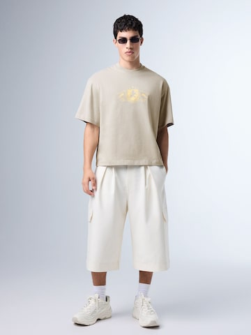 Bershka Majica 'HERALDIC' | siva barva