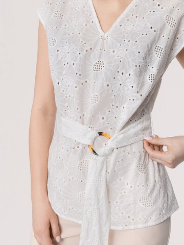 Chemisier '2UC001' Quiosque en blanc