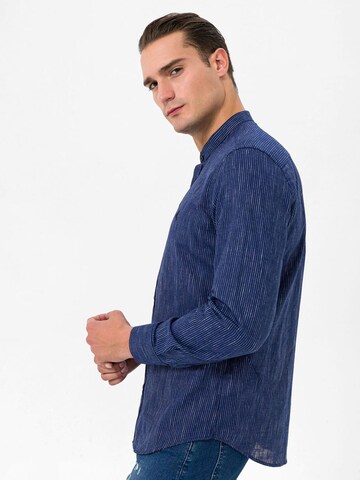Regular fit Camicia di Daniel Hills in blu