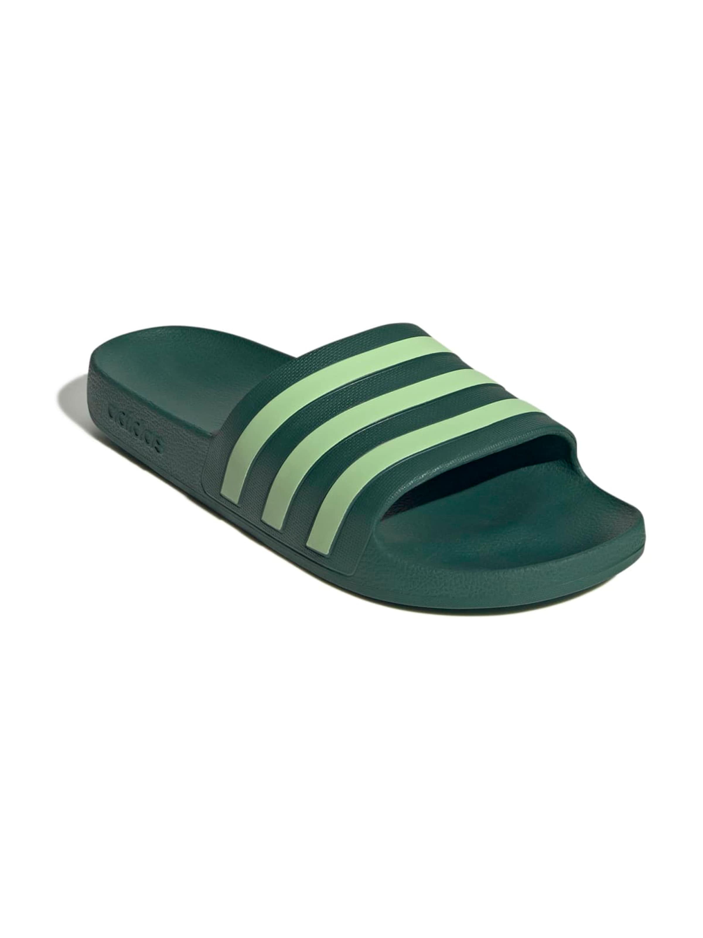 ADIDAS PERFORMANCE Пляжная обувь/обувь для плавания 'Adilette Aqua' в Зеленый: спереди