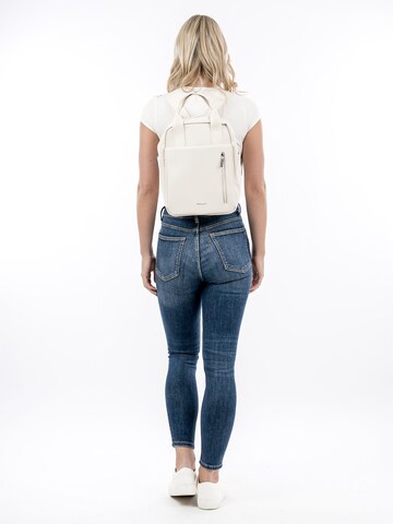 Tamaris Rucksack 'Cher' in Beige