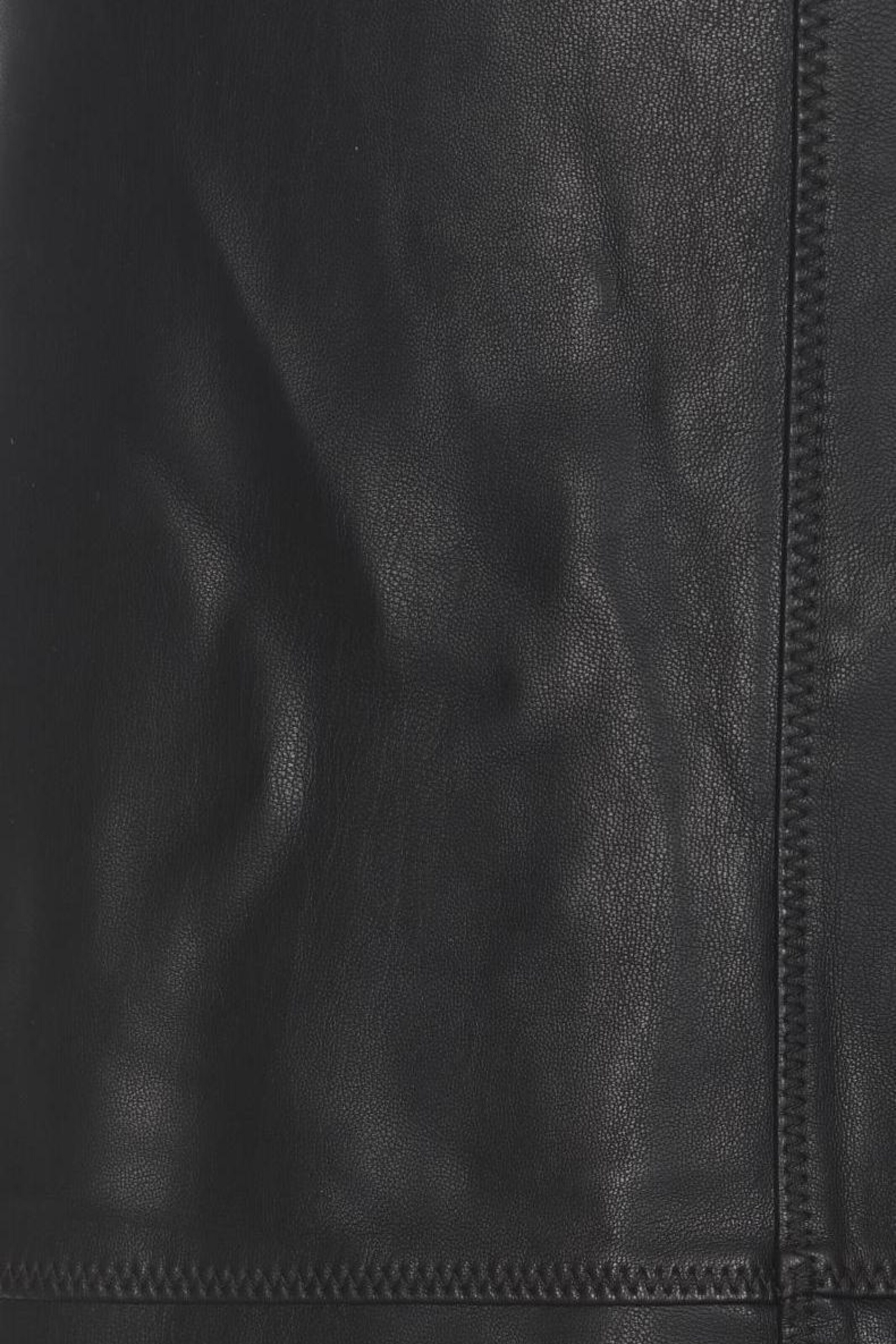 VILA Rock M in Schwarz