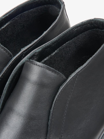 Estro Mokassin '09-4568'‌‌‌‌‌‌‌‌‌ in Schwarz