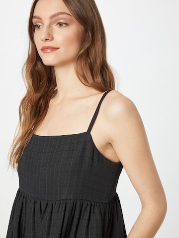 LEVI'S ®Haljina 'Kennedy Quilted Dress' - crna boja