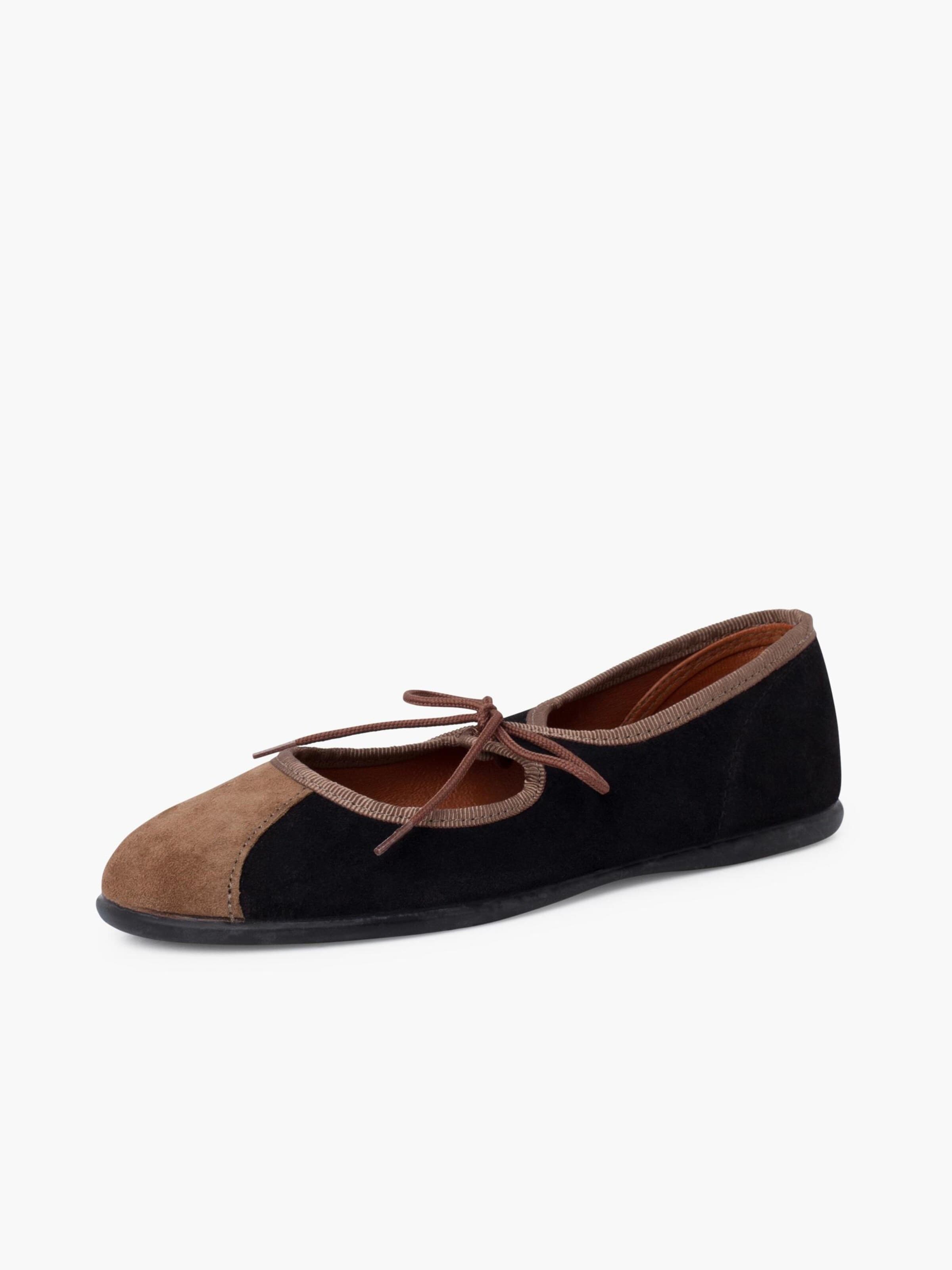 Pisamonas - Bailarina en negro: frente