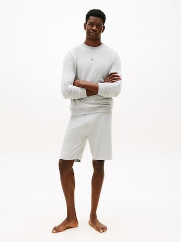 TOMMY HILFIGER Sweatshirt in Grau