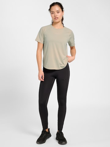 Hummel Functioneel shirt in Grijs