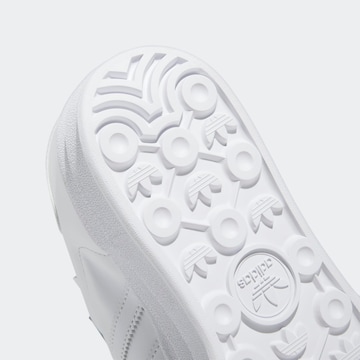 Baskets basses 'Gazelle Bold' ADIDAS ORIGINALS en blanc