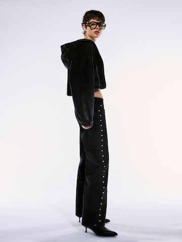 Bershka Baggy Jeans in Schwarz