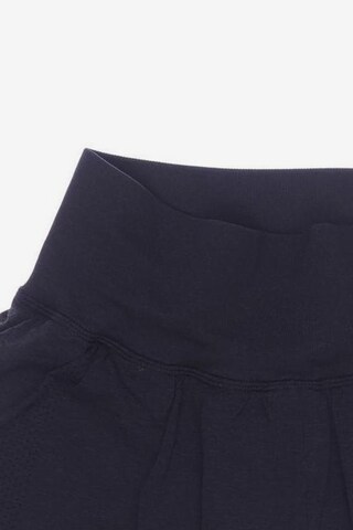 GYMSHARK Shorts in M in Black