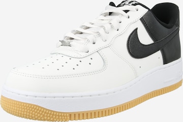 Nike Sportswear Matalavartiset tennarit 'AIR FORCE 1 '07 LV8' värissä valkoinen: etupuoli