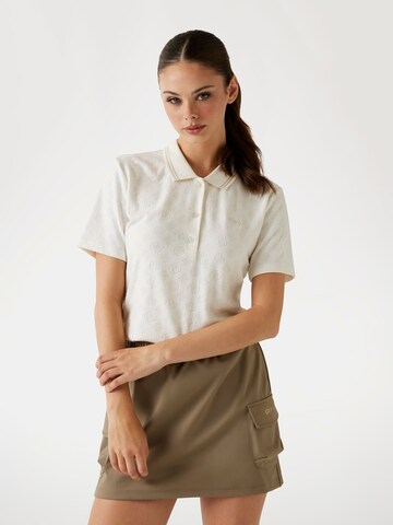 GUESS Shirt in Grey: front