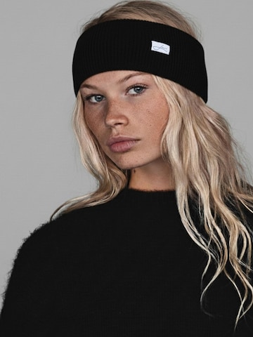 Lou-i Headband in Black