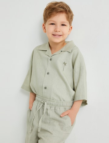 Koton Regular fit Button Up Shirt in Green: front