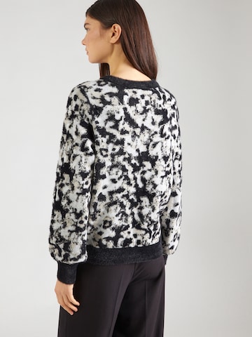 TAIFUN - Jersey en blanco