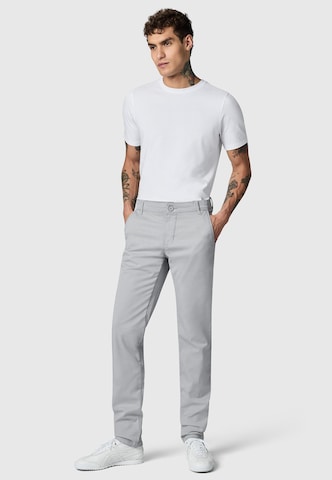 Coupe slim Pantalon chino 'Astron' Peak Time en gris