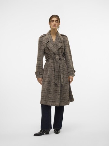 VERO MODA Tussenmantel 'MARTA ' in Grijs