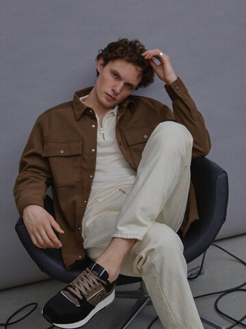 Estro - Zapatillas deportivas bajas '09-4653' en marrón