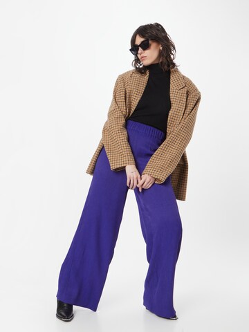 IVY OAK Loose fit Trousers 'PIA' in Purple