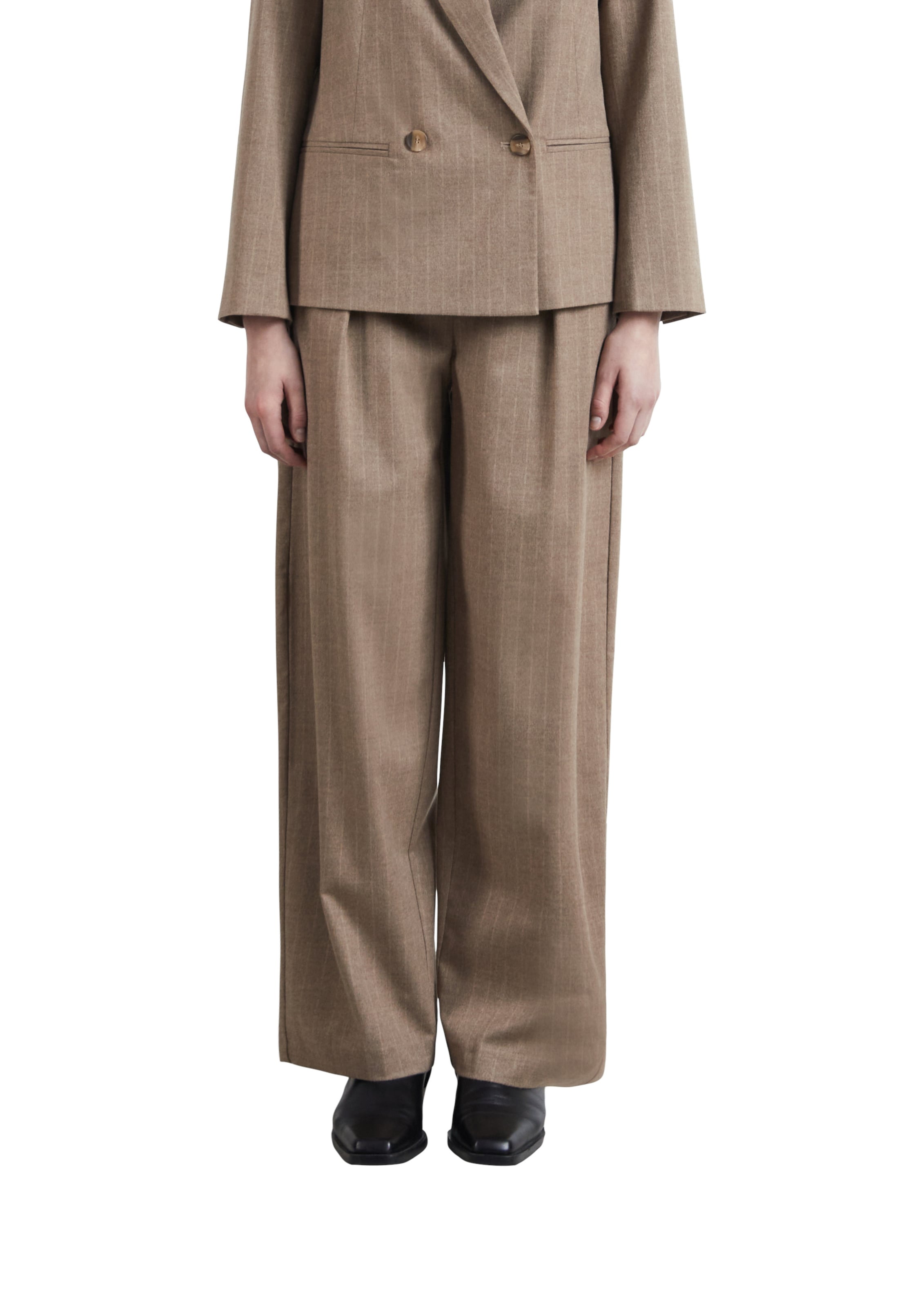 Barrel Pantalon à pince COMMA en marron : devant