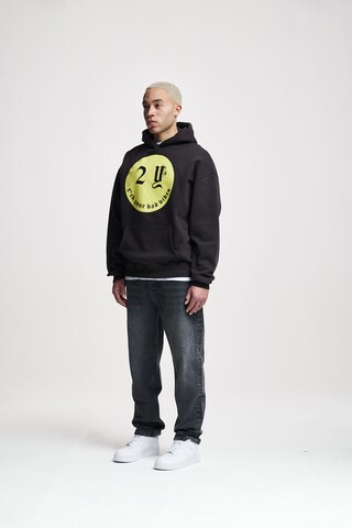 2Y Studios Sweatshirt 'Smiley' in Zwart