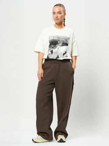 KAPPA Bluser & t-shirts ' KUAuthentic Ourselves ' i hvid