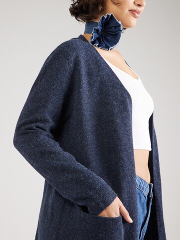 Vero Moda Curve Gebreid vest 'VMDOFFY' in Blauw