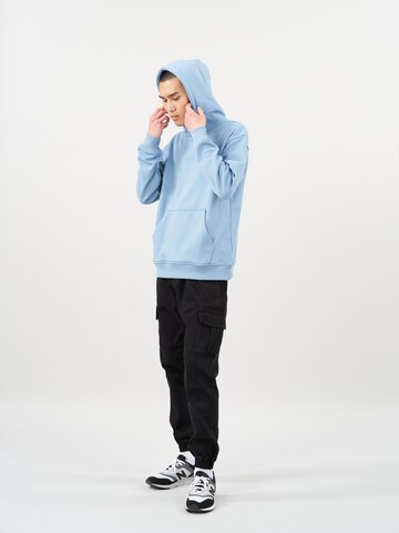 Cørbo Hiro - Sweatshirt 'Takeschi' em azul