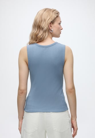 GAP Top in Blue