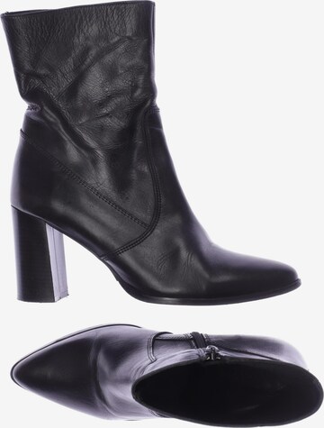 Bianco Dress Boots in 39 in Black: front