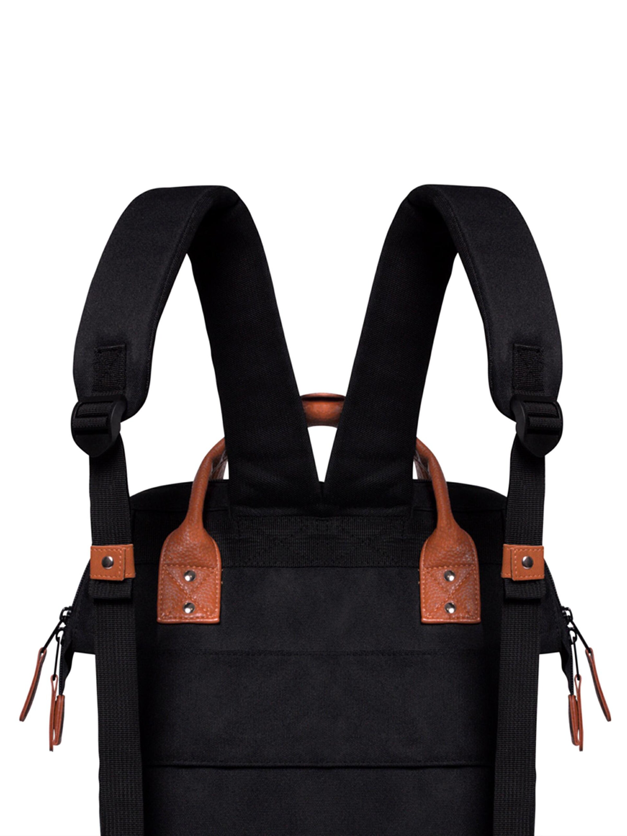 Cabaia Backpack 'Adventurer Oxford' in Black