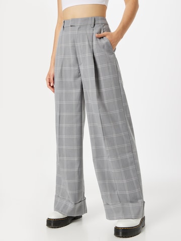 Wide Leg Pantalon à pince 'Adalina' Gina Tricot en gris : devant