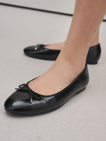 Next Ballerina met riempjes 'Forever Comfort' in Zwart