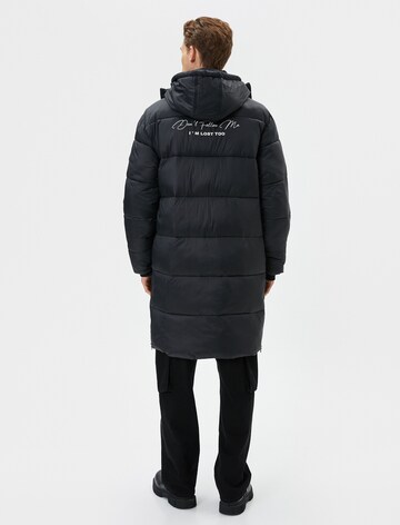 Koton Mantel in Schwarz