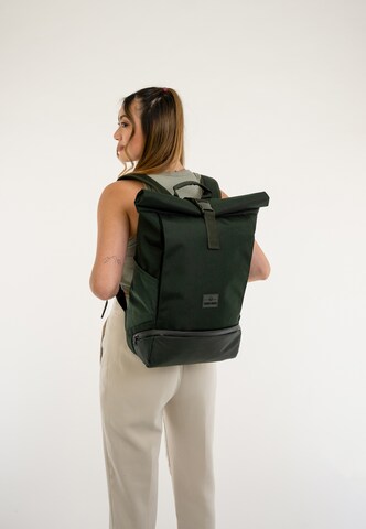 Johnny Urban Backpack 'Allen Medium' in Green: front