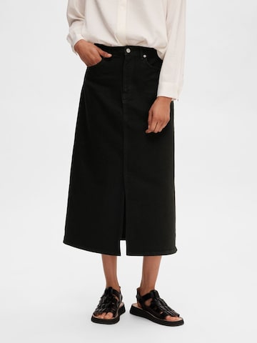 SELECTED FEMME Skirt in Black: front