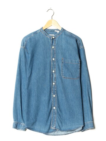 Basic Editions Button Up Shirt in L-XL in Blue: front