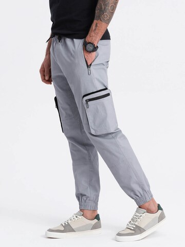 Ombre Tapered Trousers 'OM-PAJO-0135' in Grey