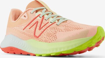 Chaussure de course 'DynaSoft Nitrel V5' new balance en orange