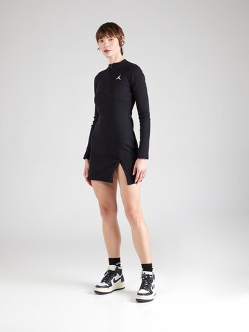 Abito in maglia di Jordan in nero: frontale