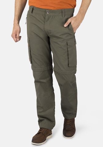 Hero Cargo Pants in Green: front