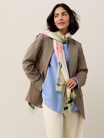 Next Šála – zelená: přední strana