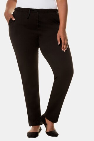 Ulla Popken Regular Hose in Schwarz: Vorderseite