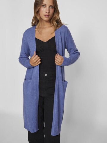 VILA Gebreid vest 'VIRIL' in Blauw: voorkant