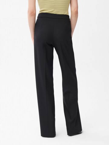 Regular Pantalon à plis adl en noir